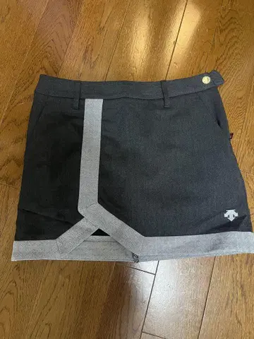 블랙 하이웨스트 골프 스커트