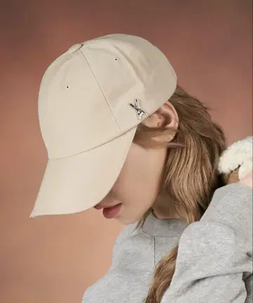 새상품 VARZAR 바자르 캡 베이지 실버