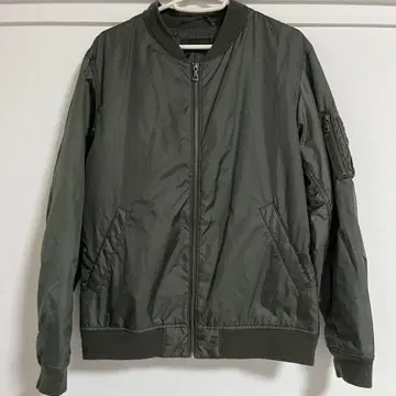 올리브 그린 MA-1 플라이트 자켓 UNIQLO +j