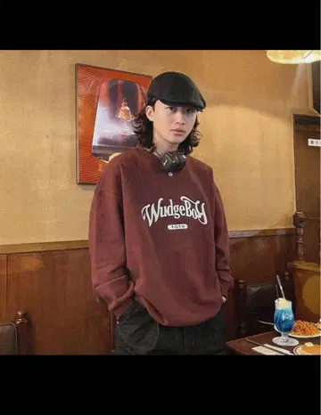 wudge 보이 와 보이 맨투맨 버건디