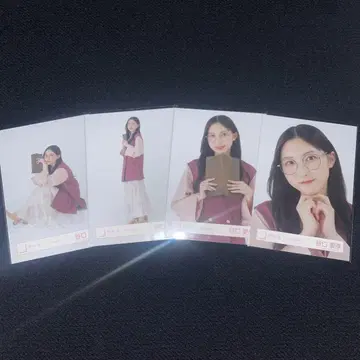 사쿠라자카46 타니구치 아이리 2023년 독서 코디 브로마이드 컴프