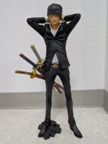 원피스 onepiece 조로 피규어 블랙