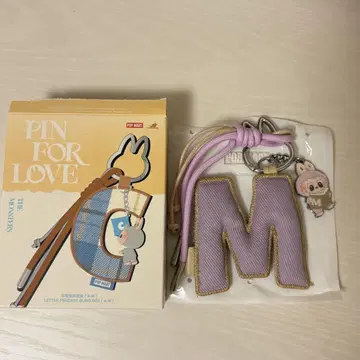 LABUBU POP MART PIN FOR LOVE M