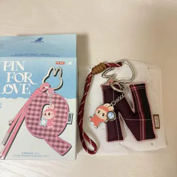 러브브 POP MART PIN FOR LOVE PENDANT N
