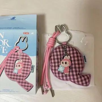 러브브 POP MART PIN FOR LOVE PENDANT Q