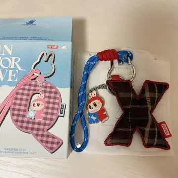 러브브 POP MART PIN FOR LOVE PENDANT X