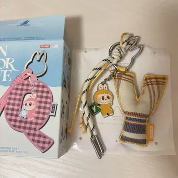 러브브 POP MART PIN FOR LOVE PENDANT Y