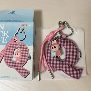 러브브 POP MART PIN FOR LOVE PENDANT