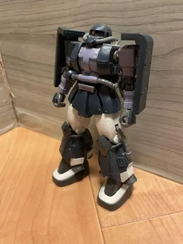 hg 오리진판 자쿠 검은 삼연 가이아기 정크 완성품