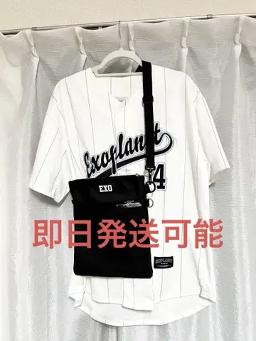 EXO 백현 유니폼