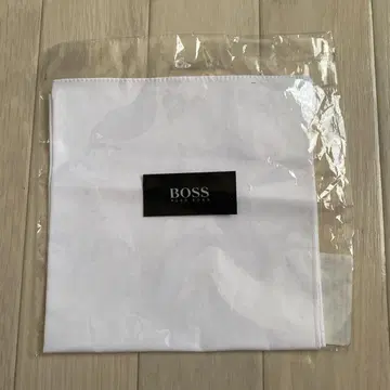 [ BOSS 새상품 ] 포켓 치프 이탈리아제 코튼 100