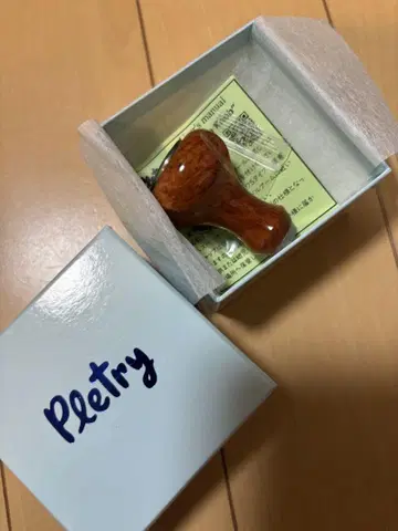 Pletry (프레트리) 벌룬 노브 꽃 호랑가시나무 옹이