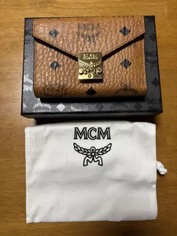 MCM 지갑 3단 폴더형