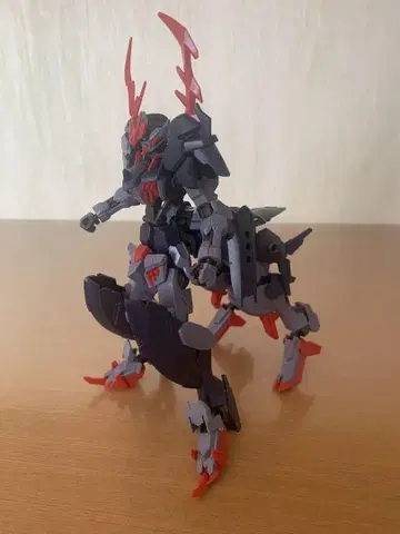 HG 건담 바르바타우로스
