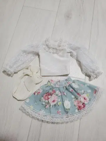 딜러님 제작 스커트 셔츠 등 세트 mdd sdm 1/4 사이즈