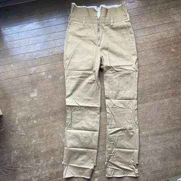 미도리카와 팬츠