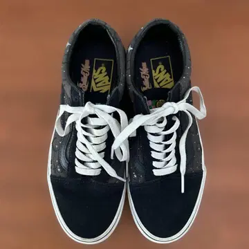 VANS 세일러문 콜라보 스니커즈 24.5cm