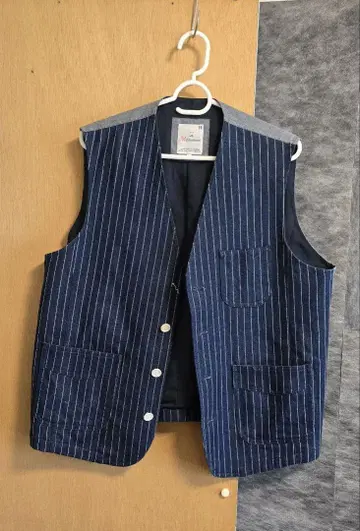 Mitsumine 네이비 스트라이프 베스트