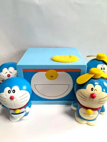 도라에몽 저금통 피규어 모음