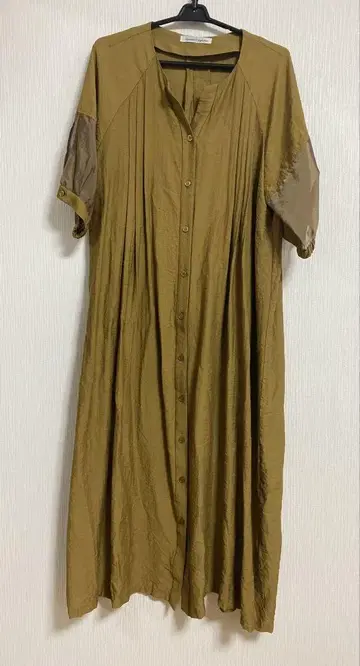 알파벳 알파벳 소매 시어 턱 원피스