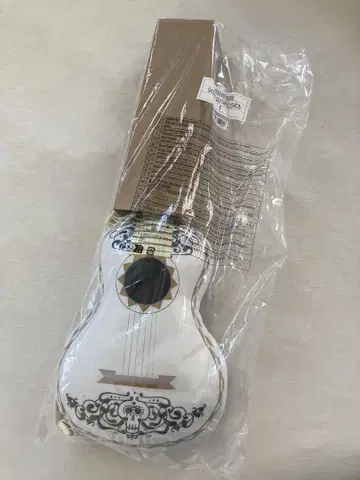 미겔 기타 쿠션