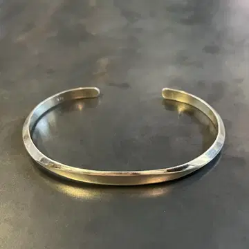 SILVER925 PLANE DESIGN BANGLE / 실버 / 뱅글