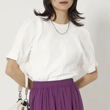 새상품 그린라벨 형태 슬리브 풀오버 티셔츠