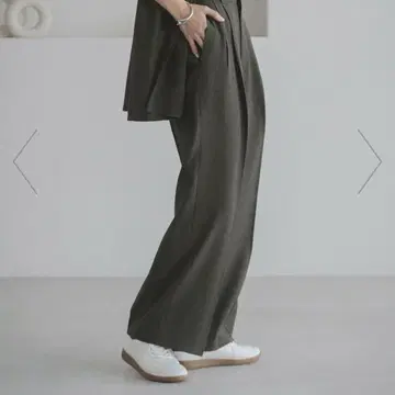 로리즈팜 홉색 와이드 팬츠