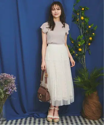 택 포함 새상품 Noela 노엘라 레이스 샤샤 스커트 M