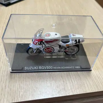 스즈키 RGV500 케빈 슈반츠 1993 & 야마하 YZR500