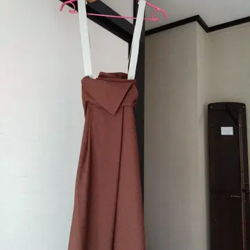 스콧 클럽 서스펜더 부착 롱 스커트