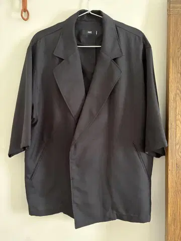 HARE 카라 부착 셔츠 M 사이즈
