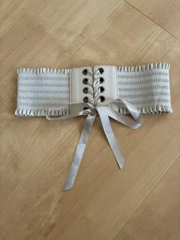 액시즈 리본 포함 벨트 베이지