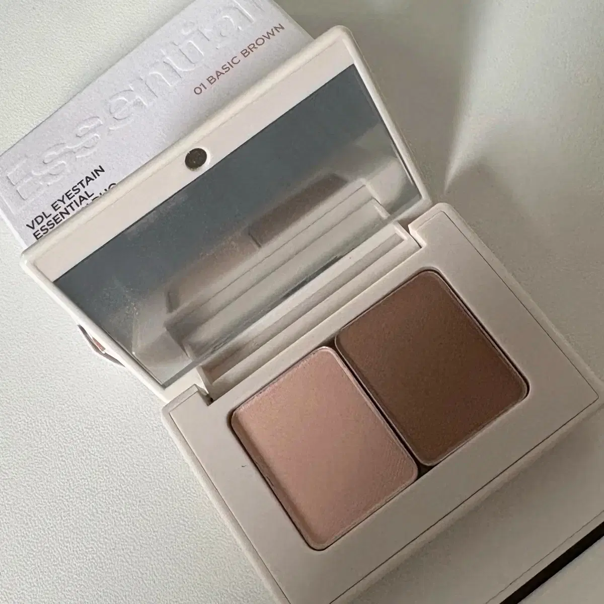 Eye Stain Essential Shadow Duo 01 Basic Brown