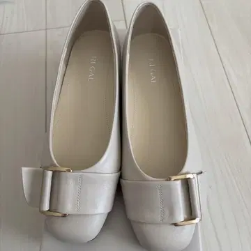 리걸 플랫슈즈 23.5cm