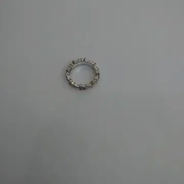 다이아몬드풍 장식의 슬림 반지