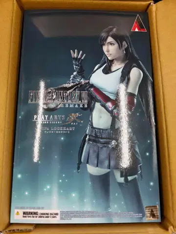 파이널 판타지 VII 리메이크 PLAY ARTS 티파 초판