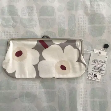 미사용 새상품 마리메꼬 우니코 가마구치 파우치