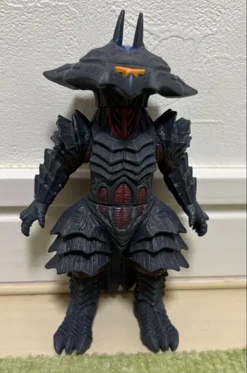 로벨거 울트라맨 괴수 소프트 비닐 500 [생산 종료]