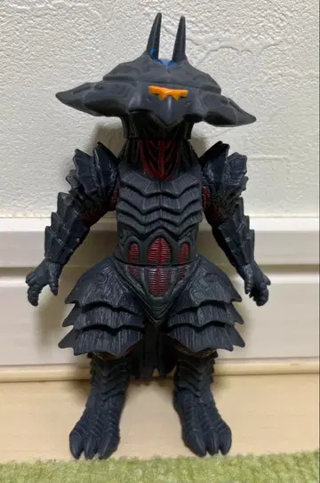 로벨거 울트라맨 괴수 소프트 비닐 500 [생산 종료]