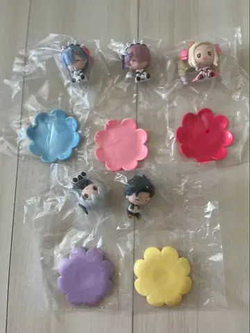 리제로 쵸코놋코 피규어 6개 세트 꽃 모양 플레이트 포함
