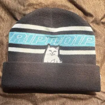 [ 비품 ] RIPNDIP 니트 모자 비니
