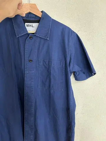 MHL 반팔 셔츠