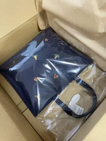 자수 디자인 네이비 토트백