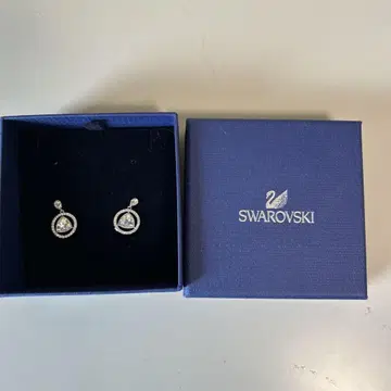 스와로브스키 귀걸이