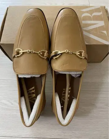 카멜 로퍼 ZARA 소프트 가죽 25cm