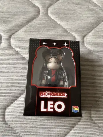 야마다 료스케 RED 굿즈 베어브릭 LEO BE@RBRICK