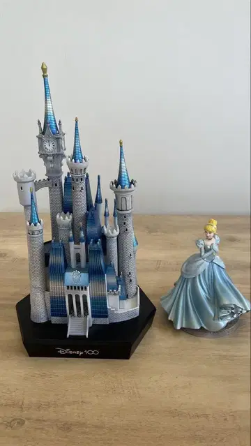 Disney 100 신데렐라 성과 신데렐라 세트 피규어