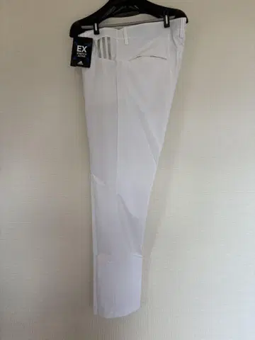 가격 인하 미사용 새상품 adidas EX STRETCH 화이트 팬츠
