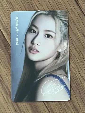 DFESTA 사나 트레이딩 카드